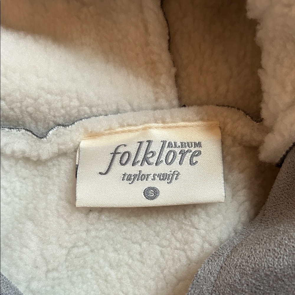 Taylor Swift Folklore jacket - Picture 3 of 7